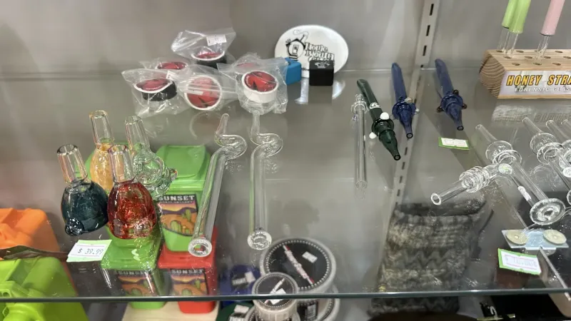 smoke shop accessories