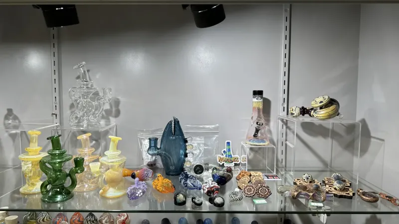 case 4 top shelf glass